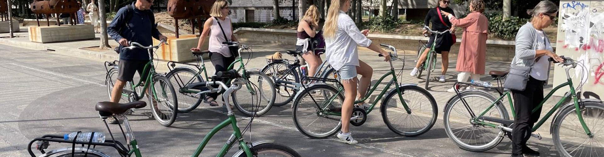 Small group on a guided bike tour through Barcelona's Ciutadella Park